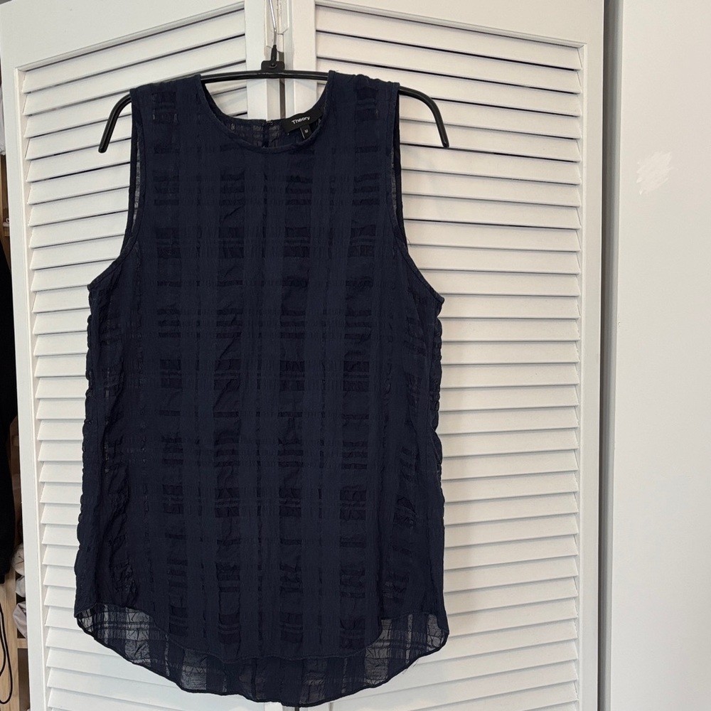 Theory Navy Textured Sheer Sleeveless Blouse size medium